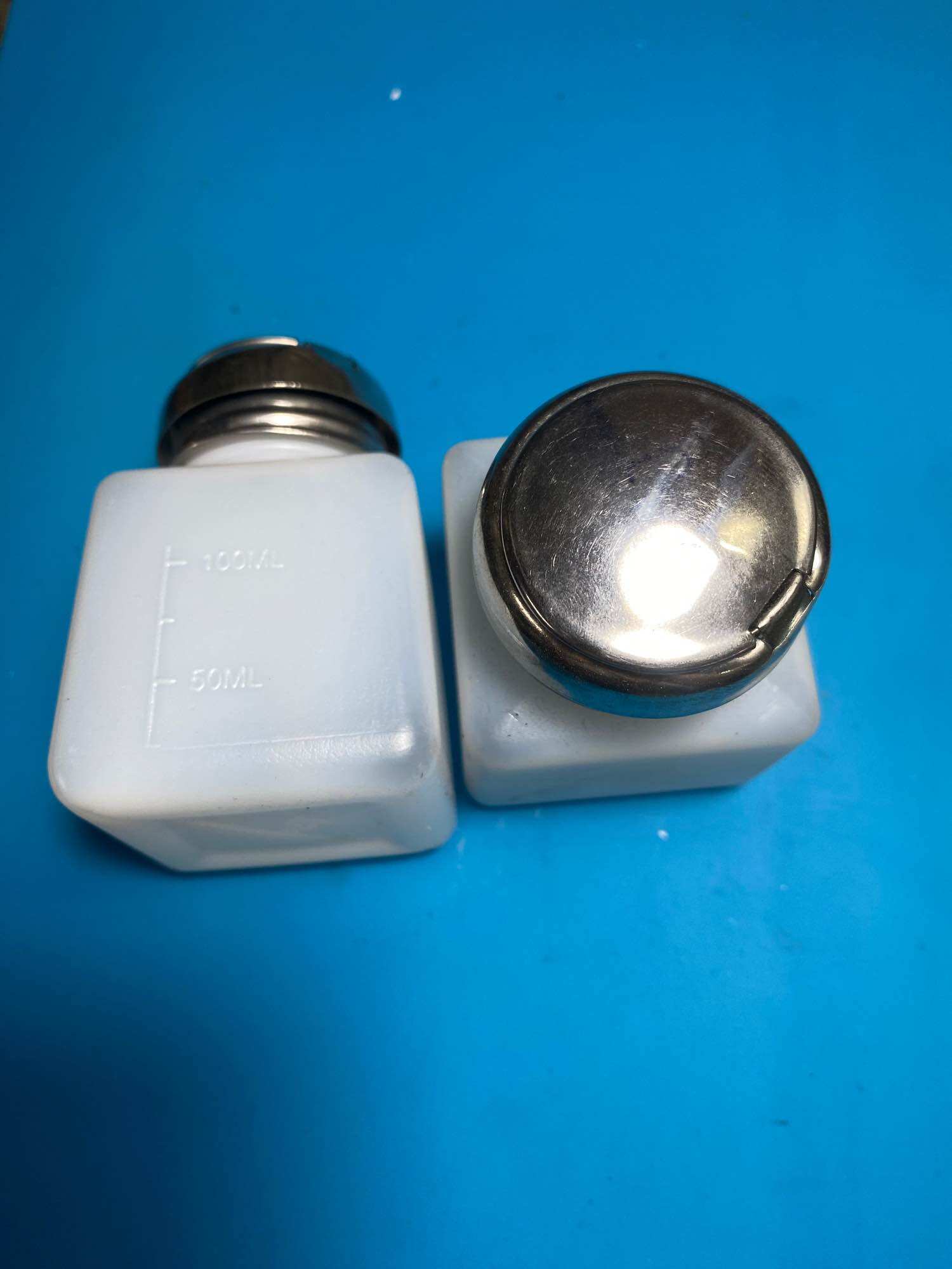 Hủ đựng xăng hoặc dung dịch 200ml