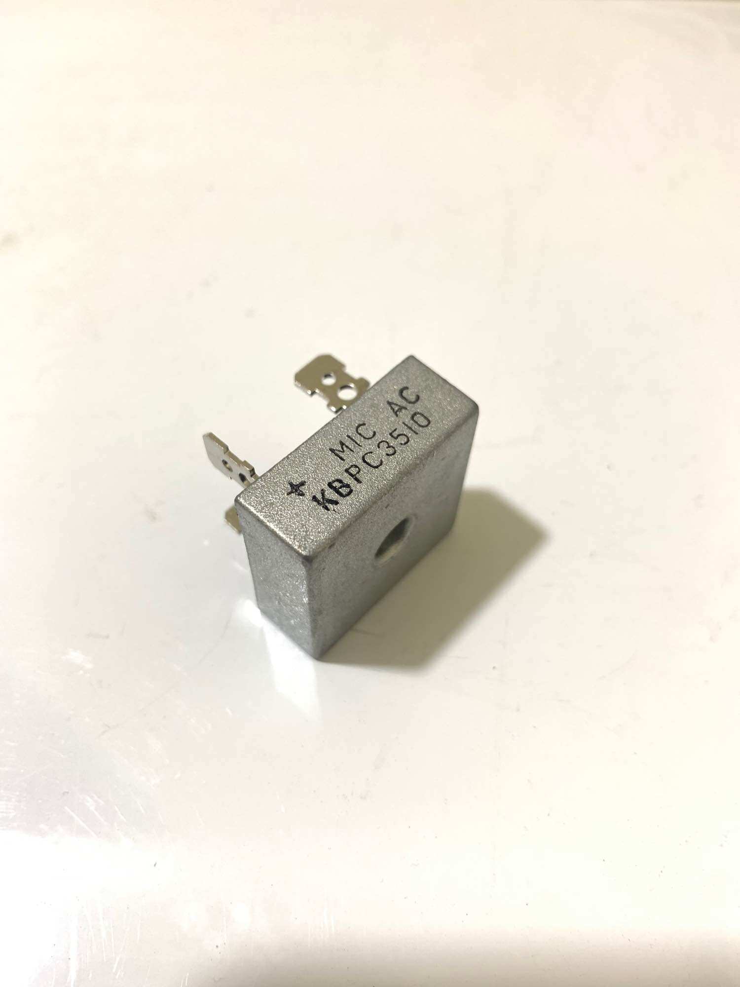 Diode điốt cầu KPBC 3510 (35A )