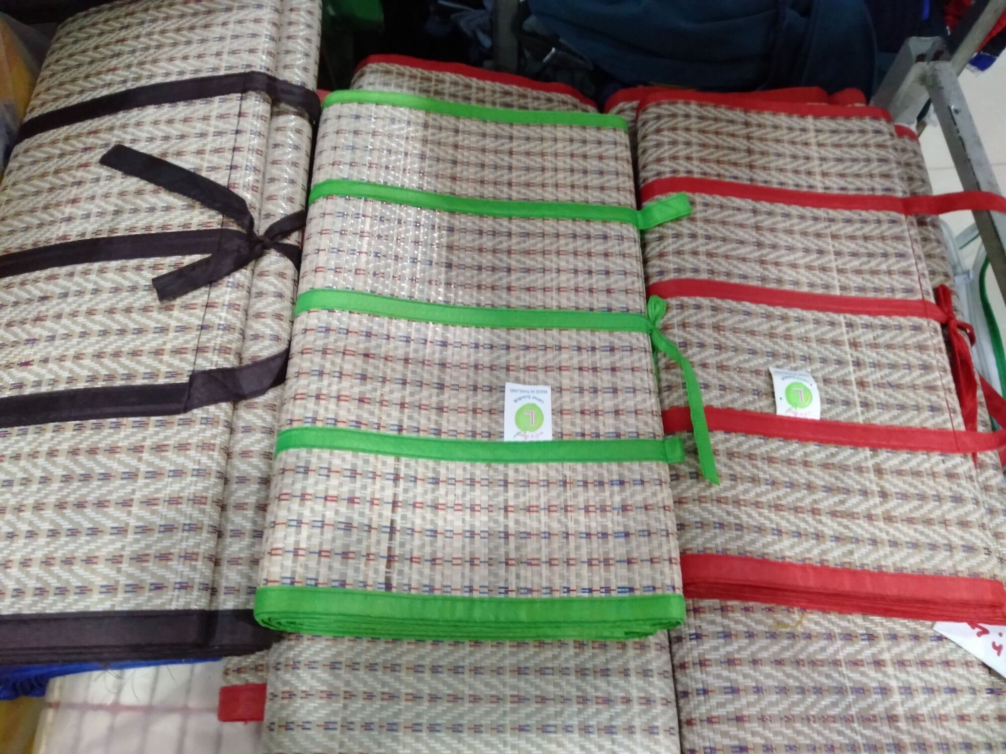 Chiếu cói Thái Lan gấp gọn kích thước 1m6x2m