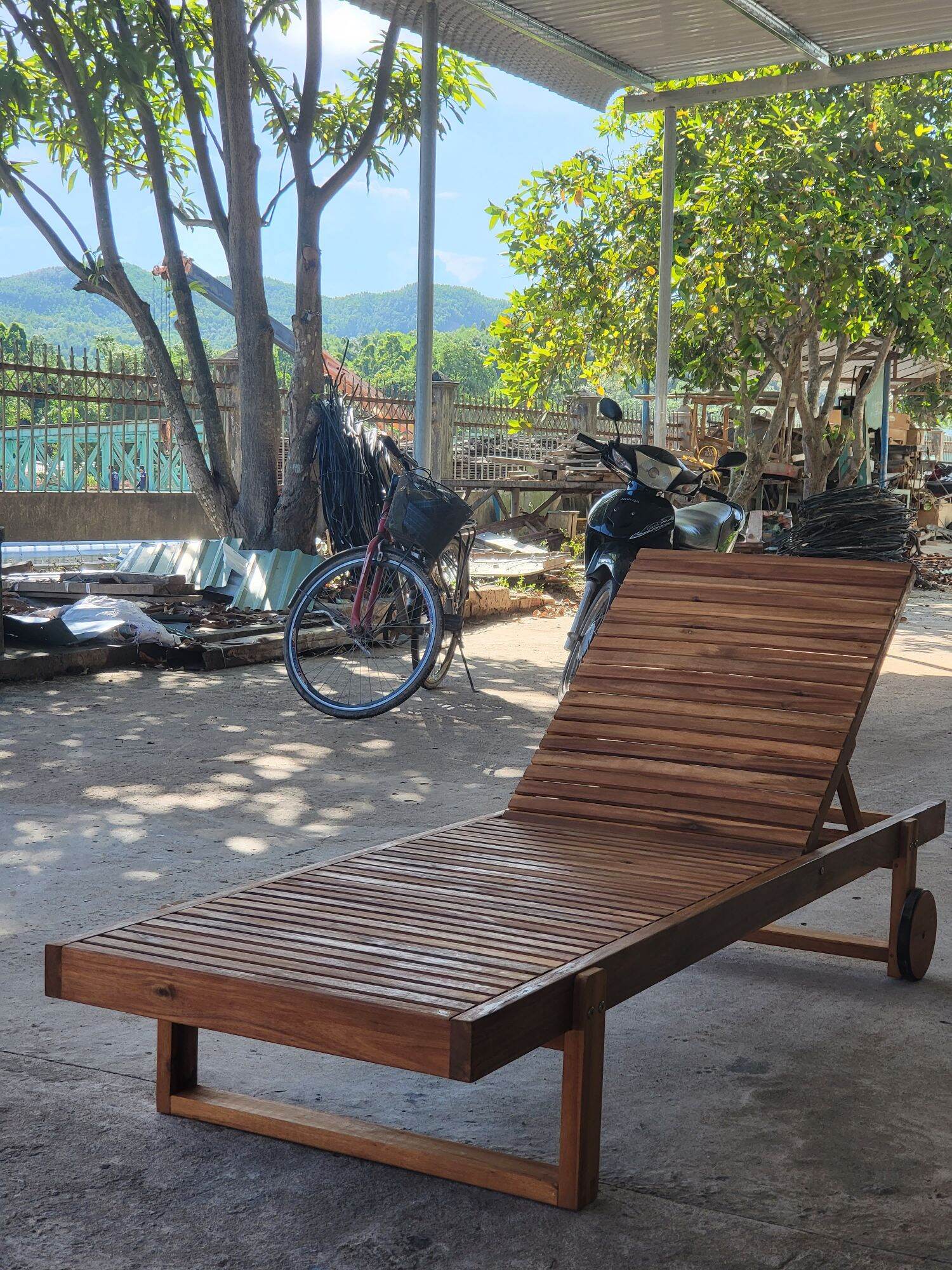 Giường gỗ tắm gấp gọn xuất khẩu giá hạt dẻ
