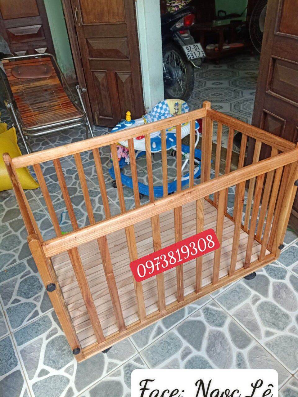 Cũi gỗ xoan đào cho bé- bền chắc