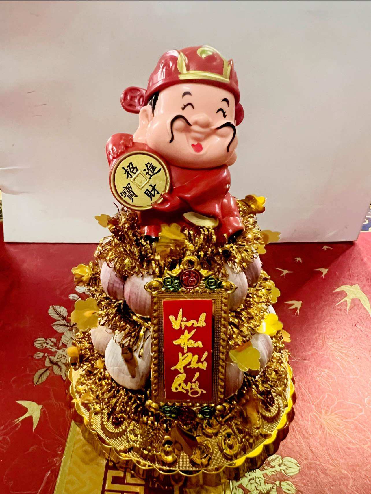 Tháp tỏi 2 tầng Thần Tài kim tiền