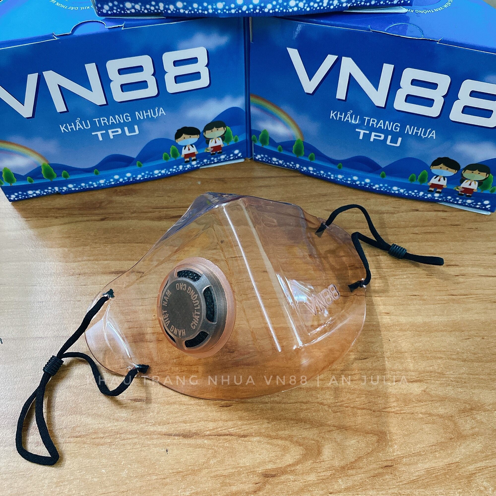KHẨU TRANG NHỰA VN88 | DÀNH CHO TRẺ EM (HỒNG CAM TRONG SUỐT)