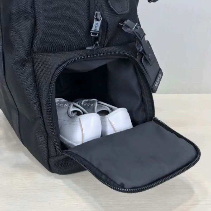Túi du lịch Tumi cá tính