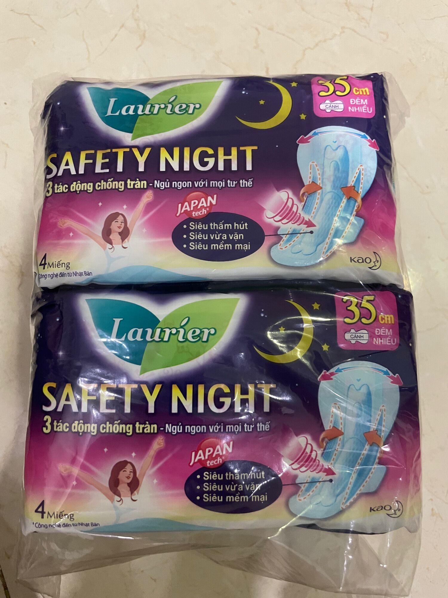 Băng vệ sinh Laurier Ban đêm 35cm