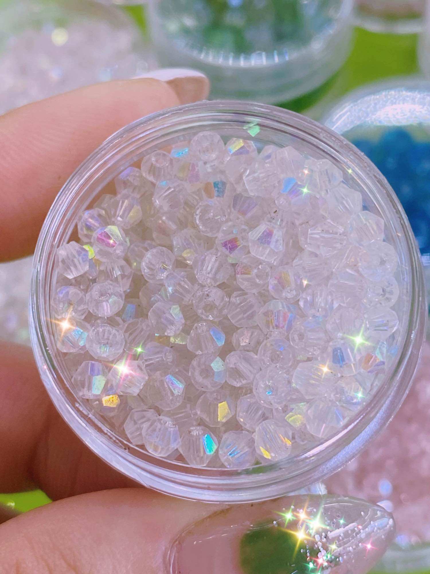 100 viên đá pha lê chóp nón lấp lánh 4li làm vòng handmade