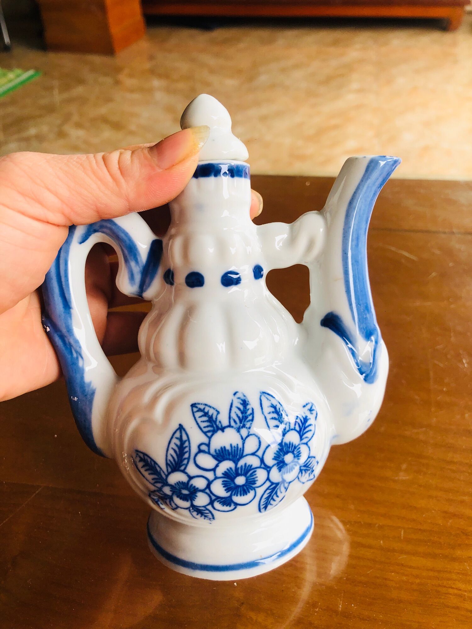 Bình đựng rượu mini