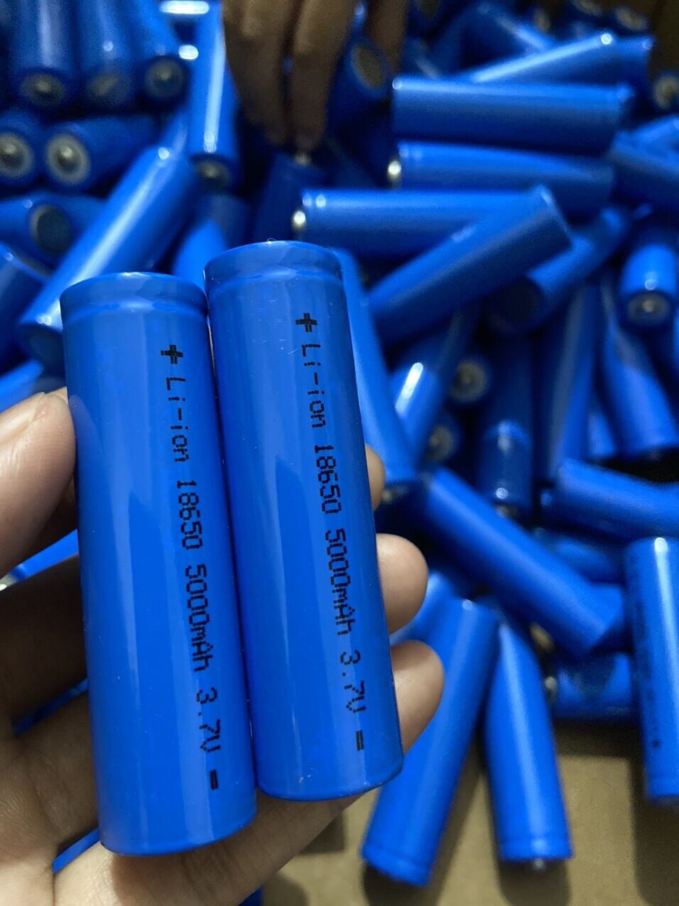 Pin 18650 dung lượng 5000mAh , 3,7v
