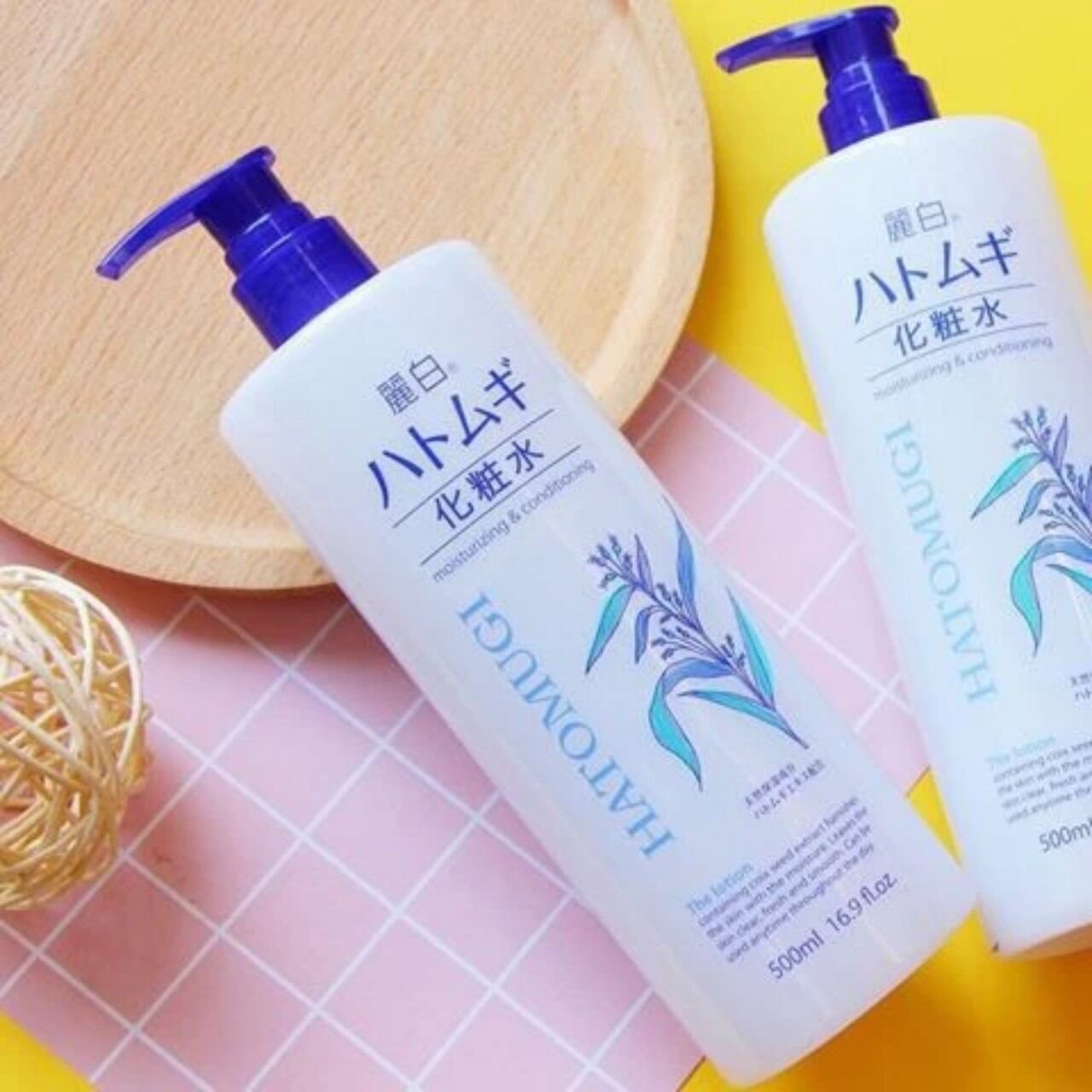 Nước hoa hồng hạt ý nhĩ giảm sưng do mụn, dị ứng, dưỡng da Hatomugi 500ml(nk Nhật Bản)