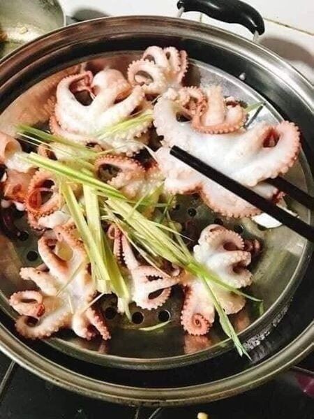 BẠCH TUỘC SỮA NGON S.ii #108k/khay 500g