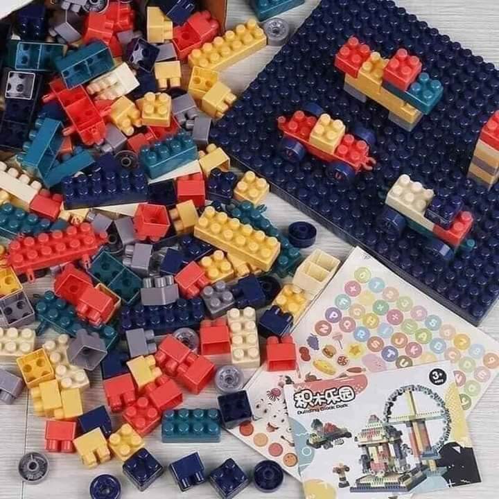 LEGO 520 CHI TIẾT