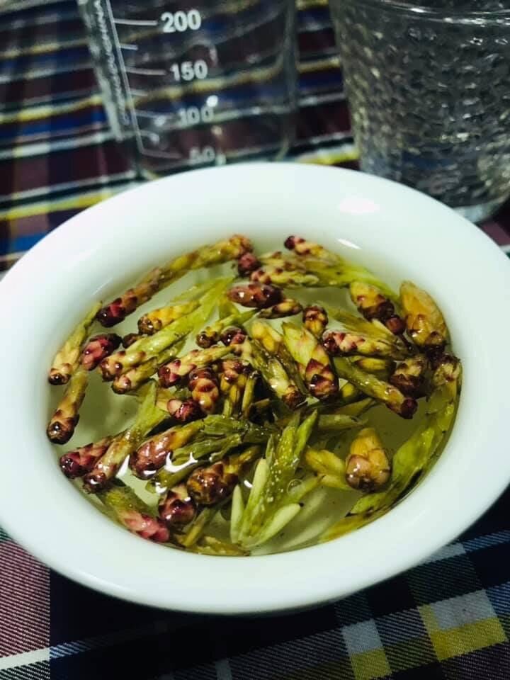 Bạch Ưng Trà (Shan búp tím)