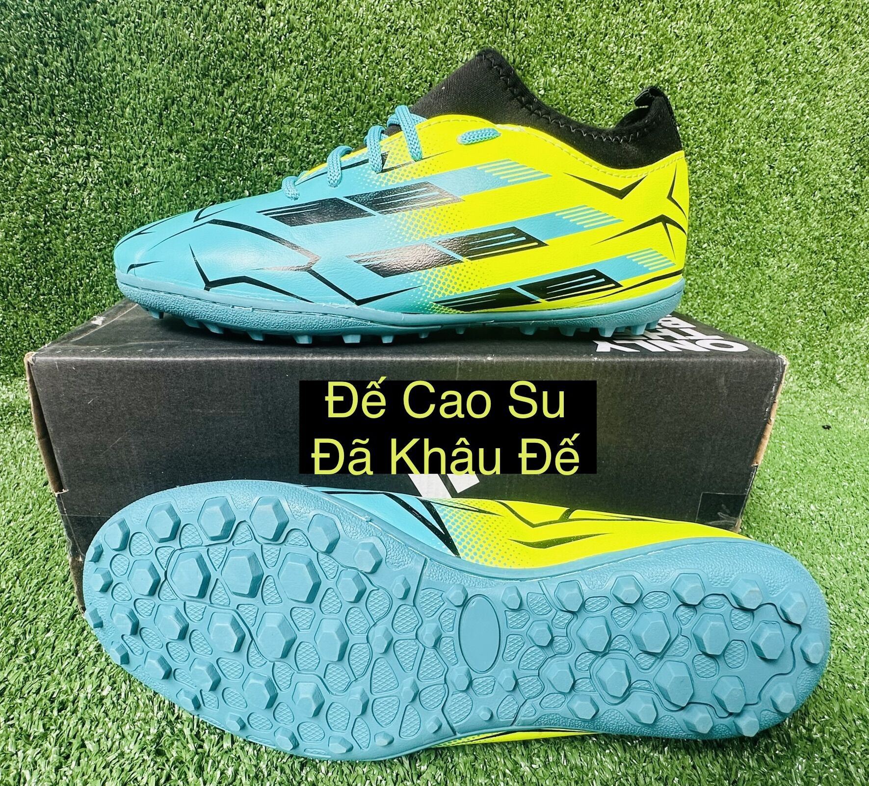 [HCM]Giày đá bóng giày đá banh sân cỏ nhân tạo  siêu bền