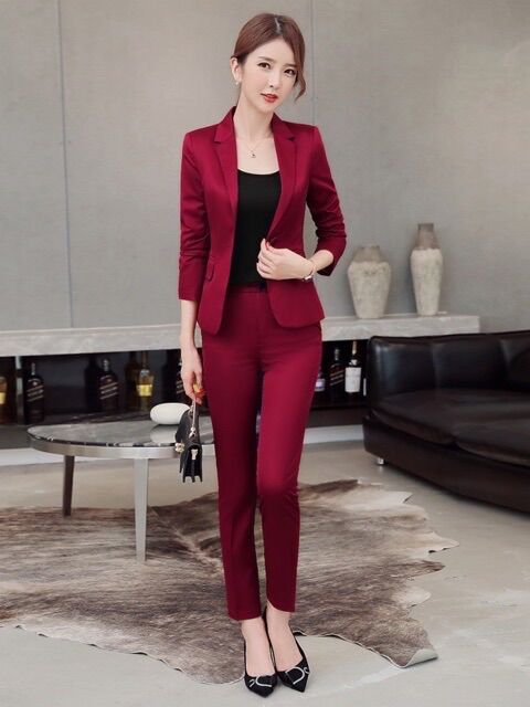 Thanh lý bộ vest công sở trẻ trung, lịch sự