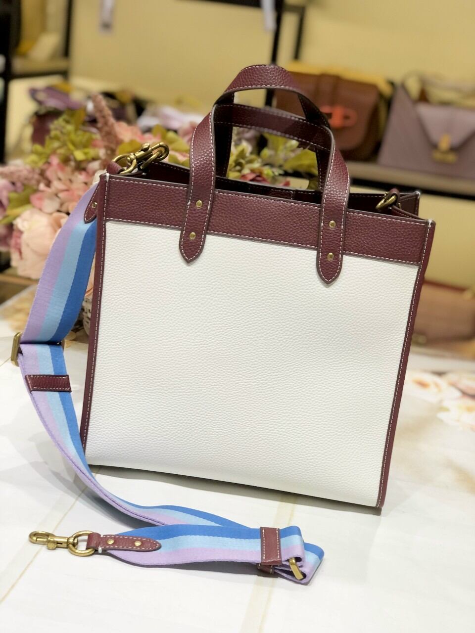 TÚI DISNEY X C.OACH FIELD TOTE SIÊU SANG