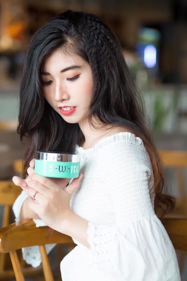 Kem Dưỡng Trắng BODY TÁO SWHITE 200g