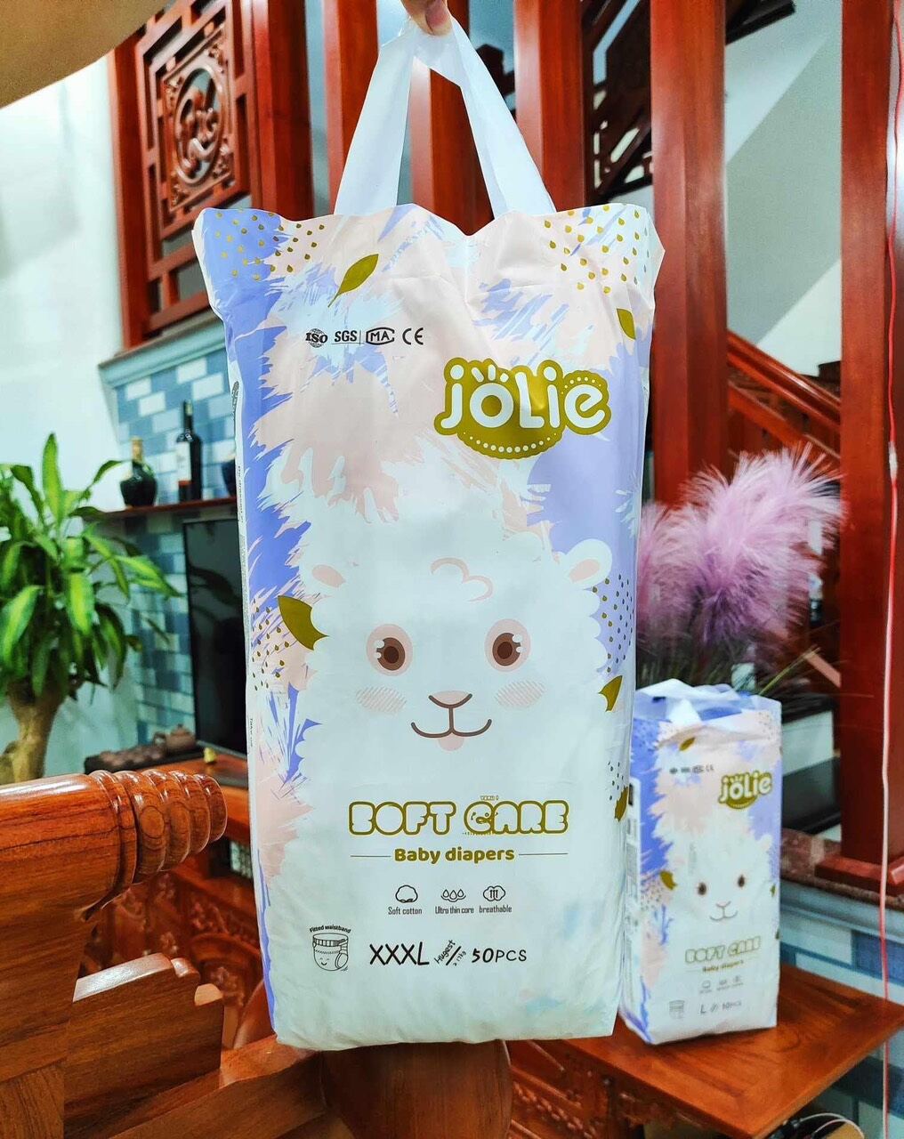 Bỉm tả quần jolie bịch 50 miếng dùng thử cho bé yêu.