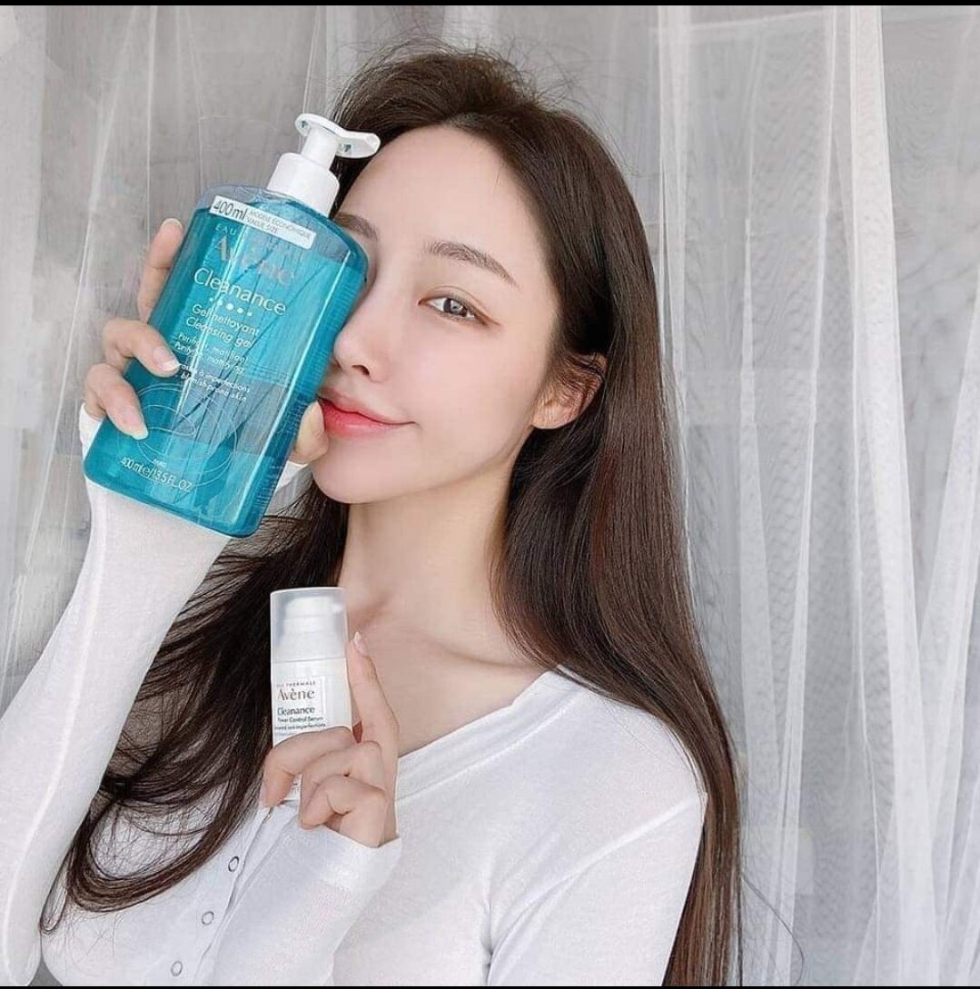 Sữa rửa mặt tạo bọt kiểm soát dầu Avene Cleance 400ml