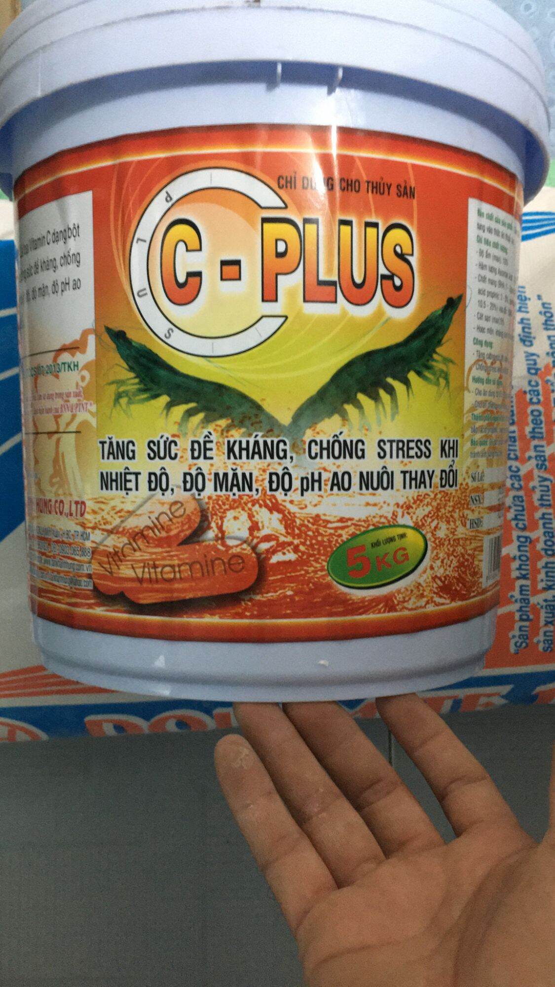 1 Thùng Vitamin C Tạt, dùng Cho tôm Cá Chống stress. Phòng Bệnh Cá Tôm