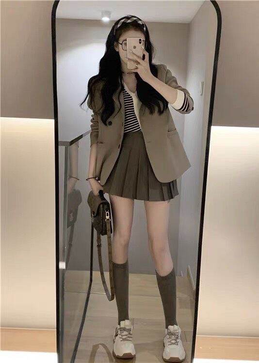 Áo blazer phối cúc tay ZARA