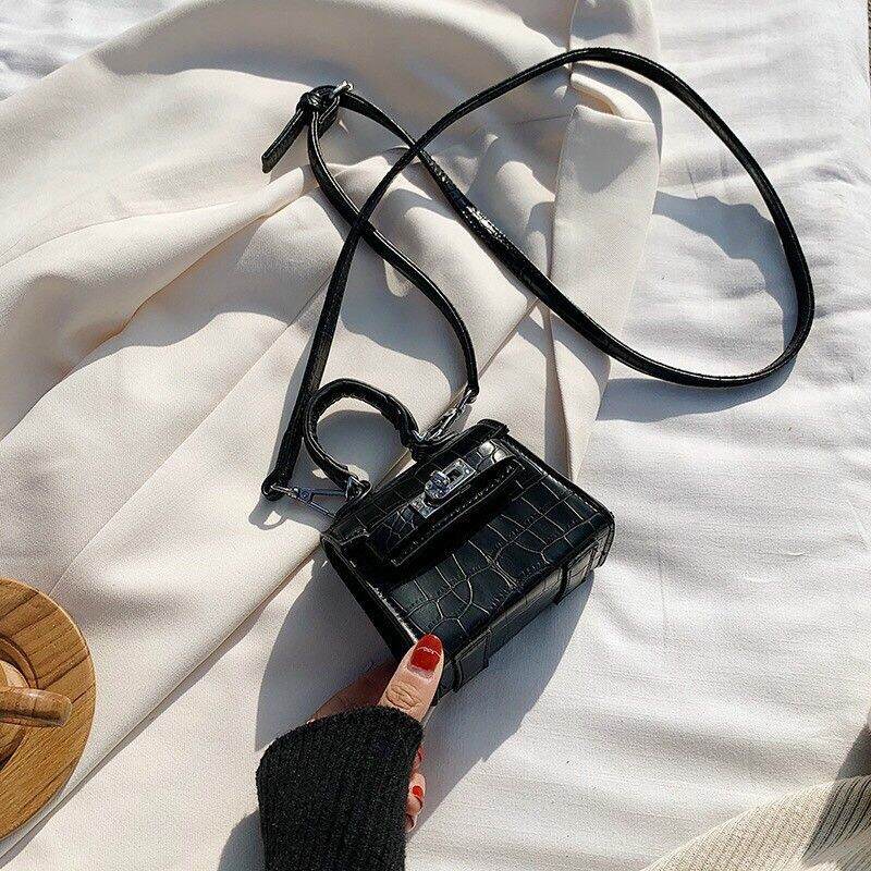 Túi xách nữ  mini đeo chéo hot trend