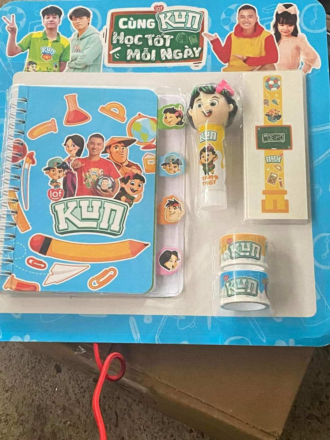 BỘ DỤNG CỤ HỌC TẬP KUN MỚI( ngẩu nhiên)