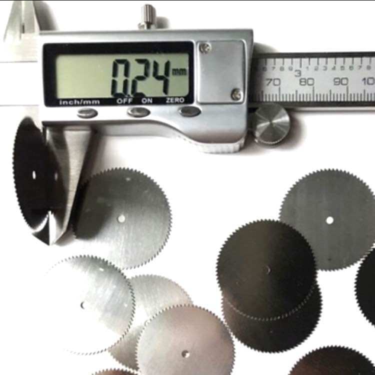 Đĩa cưa 32mm lỗ đĩa vít 2mm