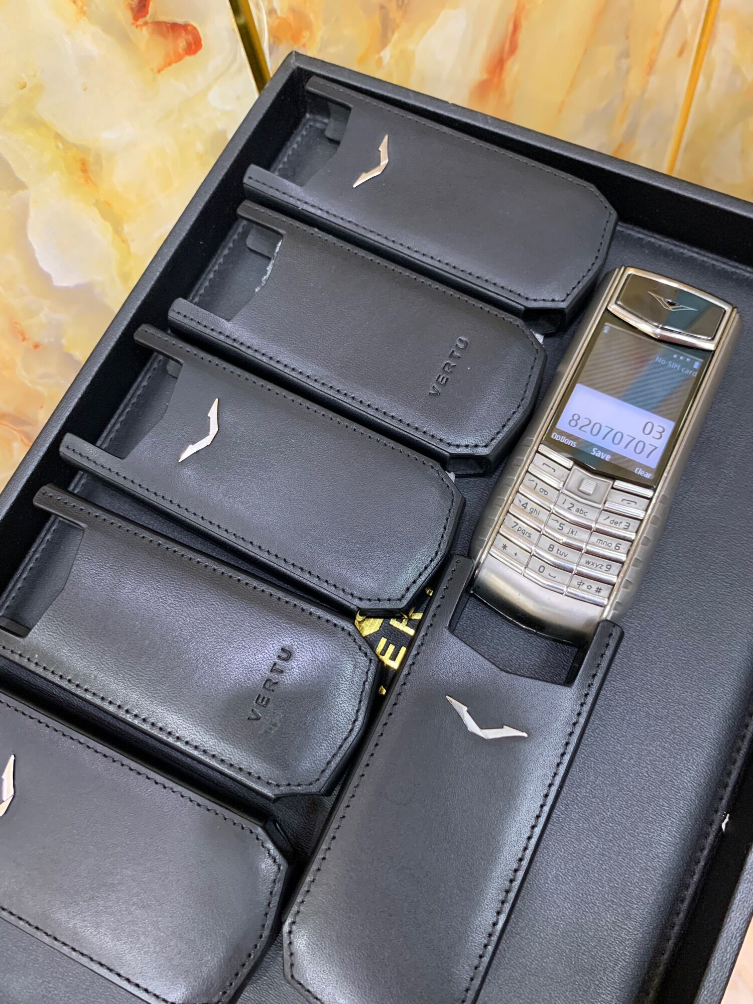 Bao da điện thoại vertu Ascent Ti