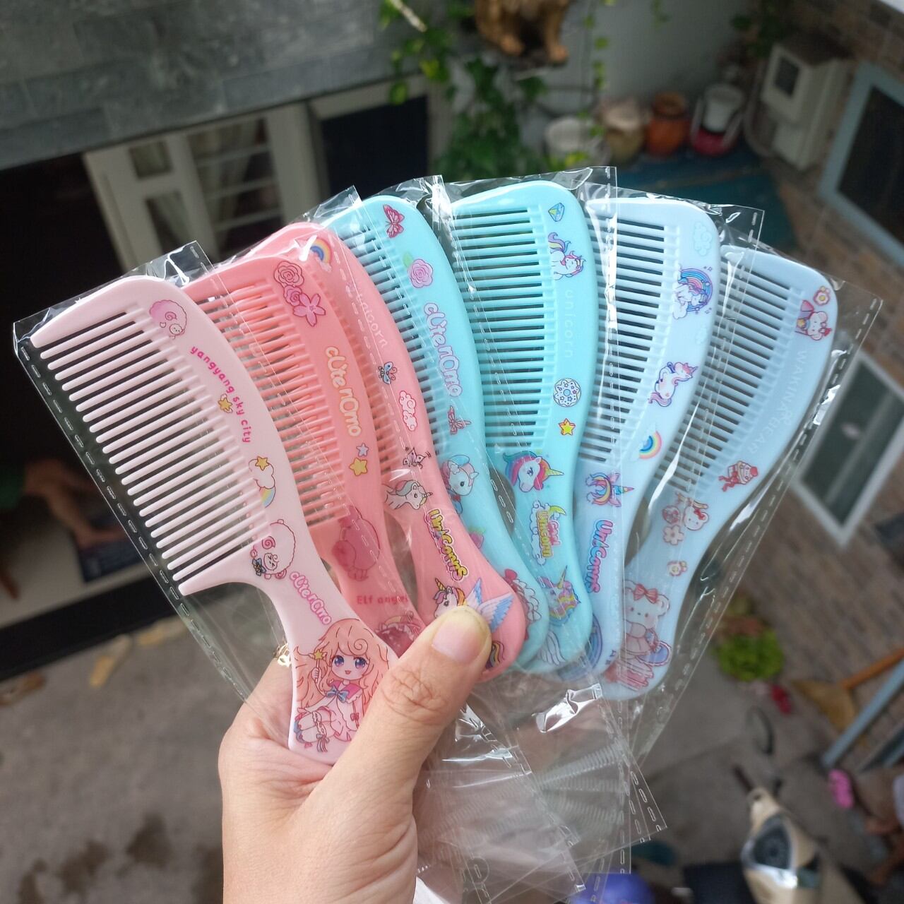 Lược chải tóc mini bỏ bóp hoạt hình (12.5cm)