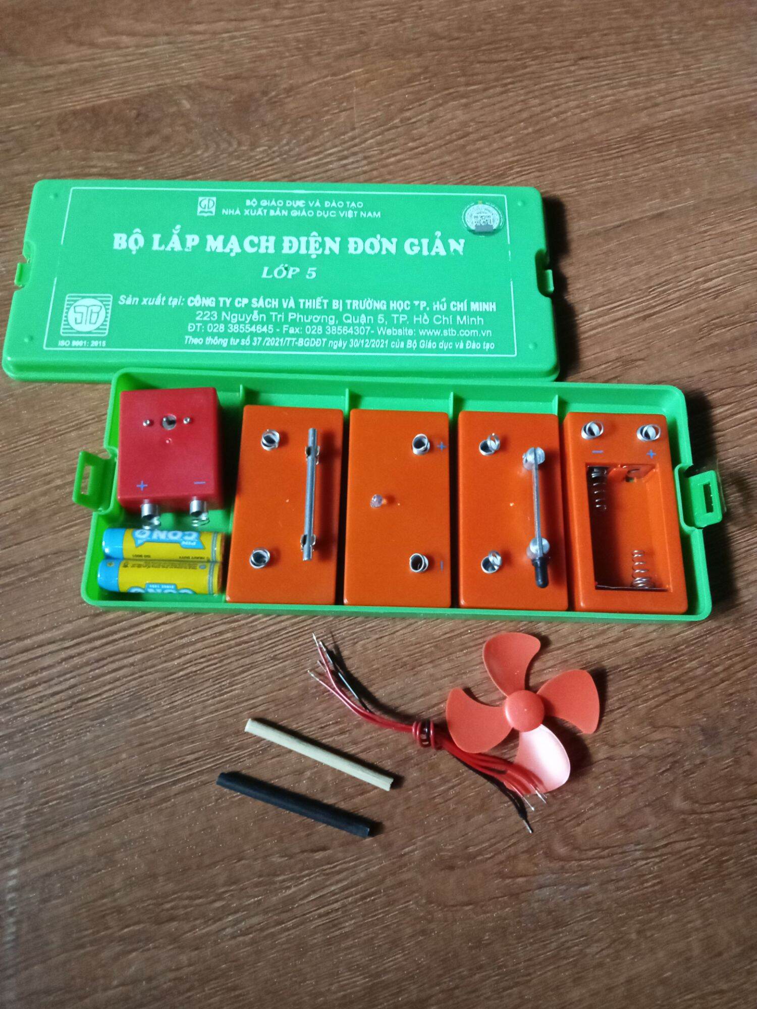 Bộ Lắp  Mạch  Điện  Môn  Công  Nghệ  Lớp 5