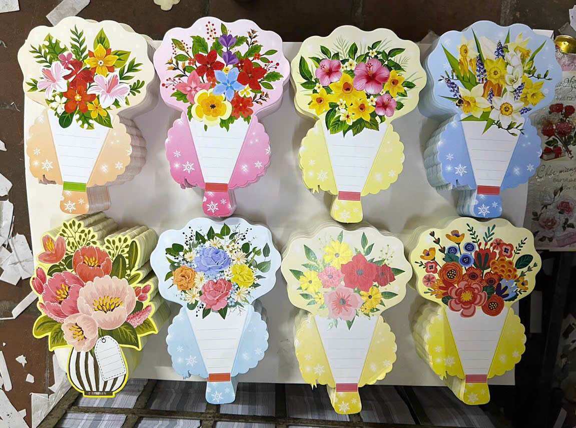Thiệp bó hoa 3d kèm hoa rời chúc mừng 20/10 20/11 8/3