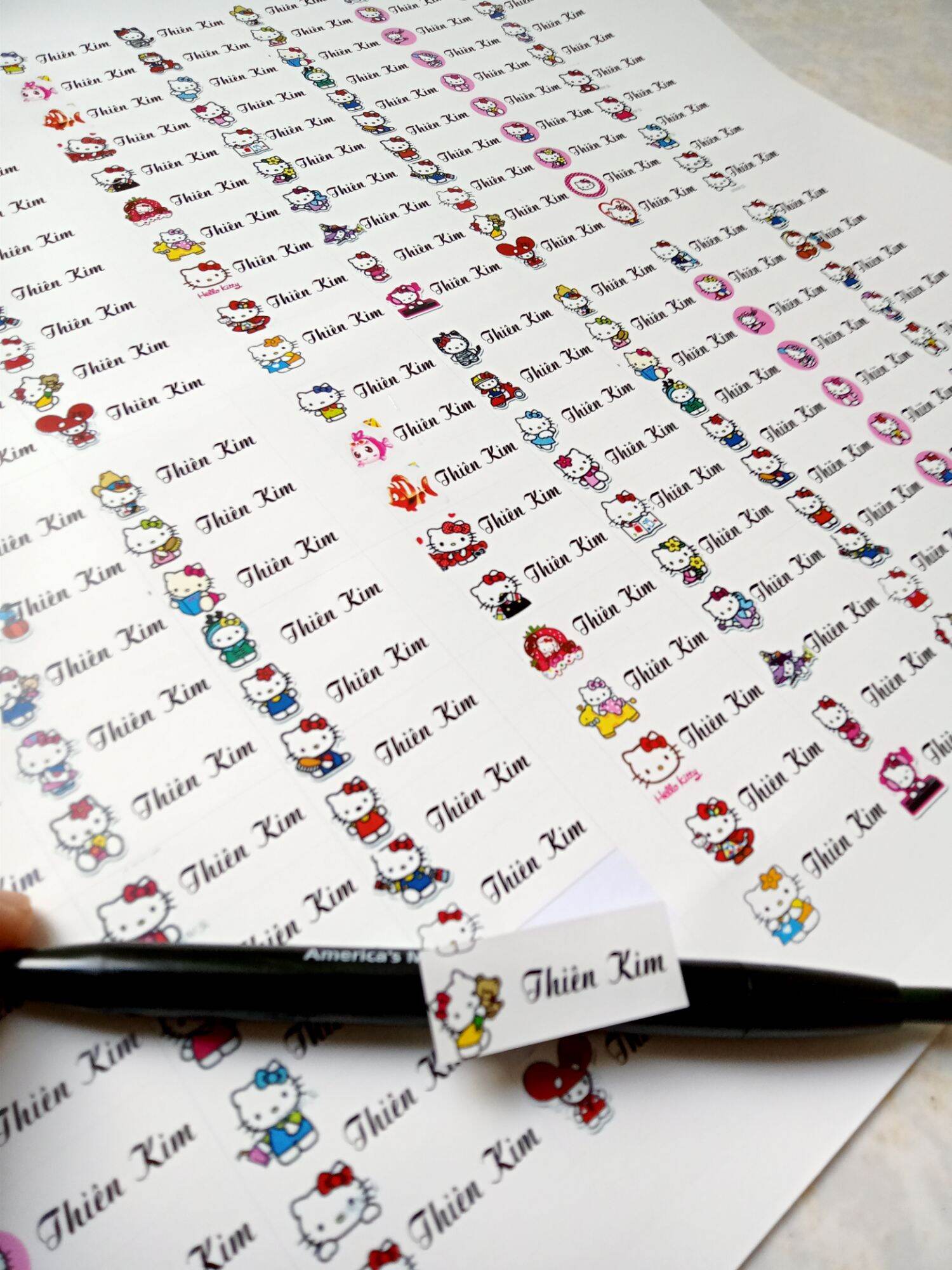 220 sticker tên bé dán đồ dùng học tập