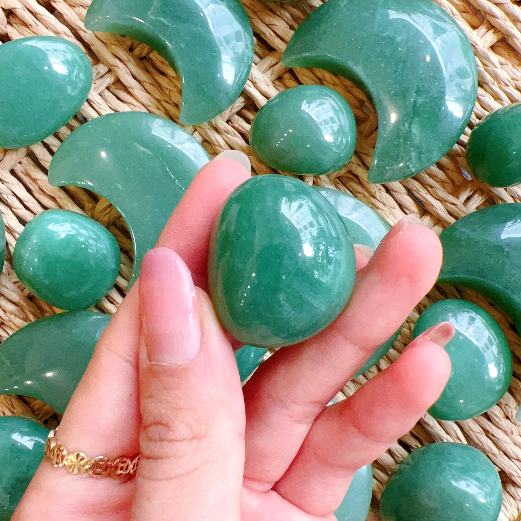 Tumble Green Aventurine, Viên sỏi mài bóng đá Thạch Anh Xanh thiên nhiên, Đá Năng Lượng thu hút May Mắn, Thuận lợi