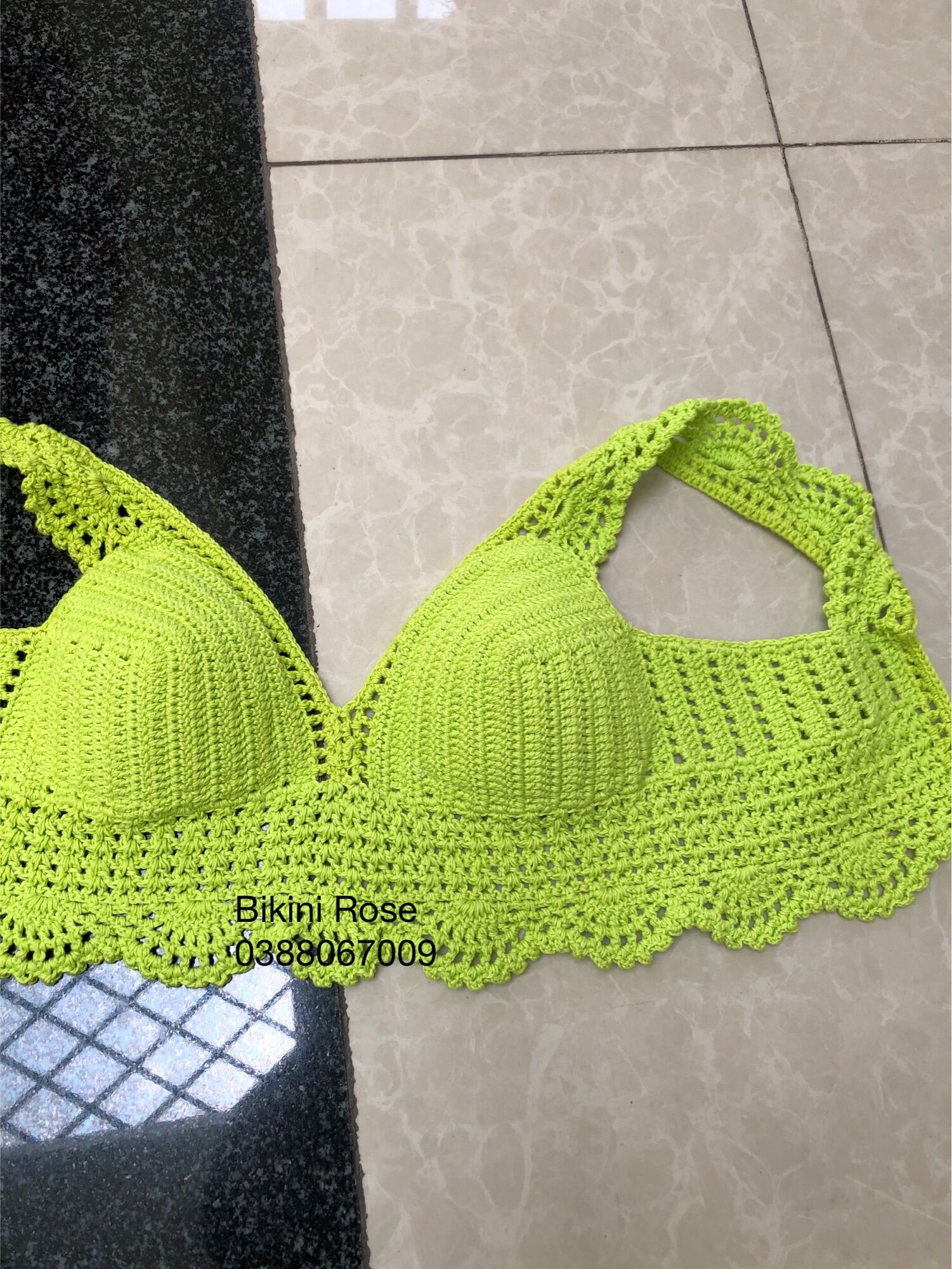 Áo len móc croptop