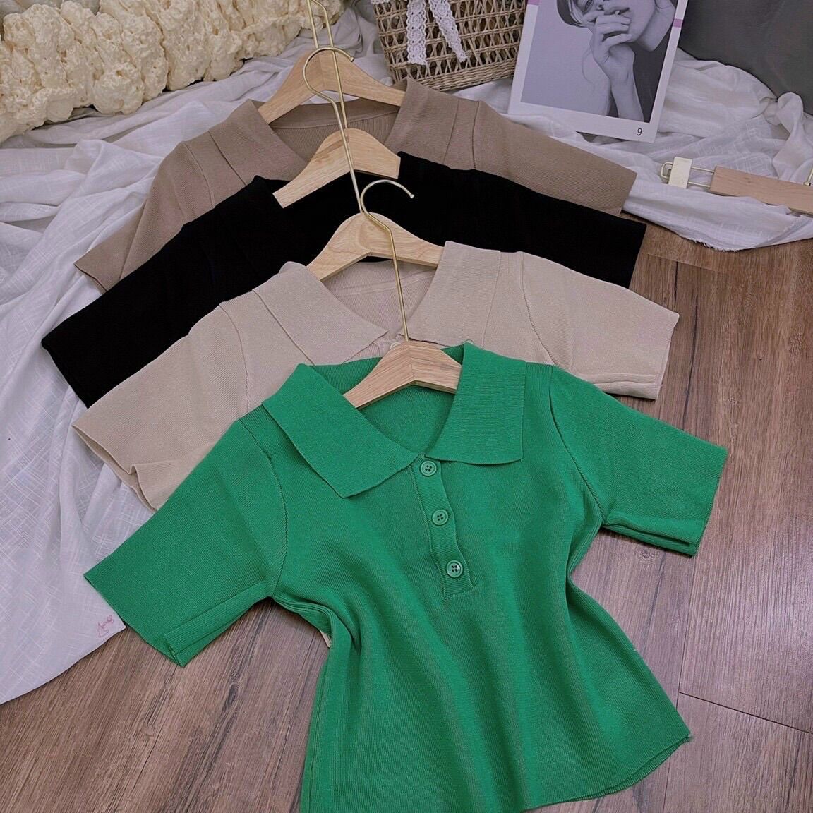 Áo len nữ cổ bẻ dáng croptop bo gấu bassic