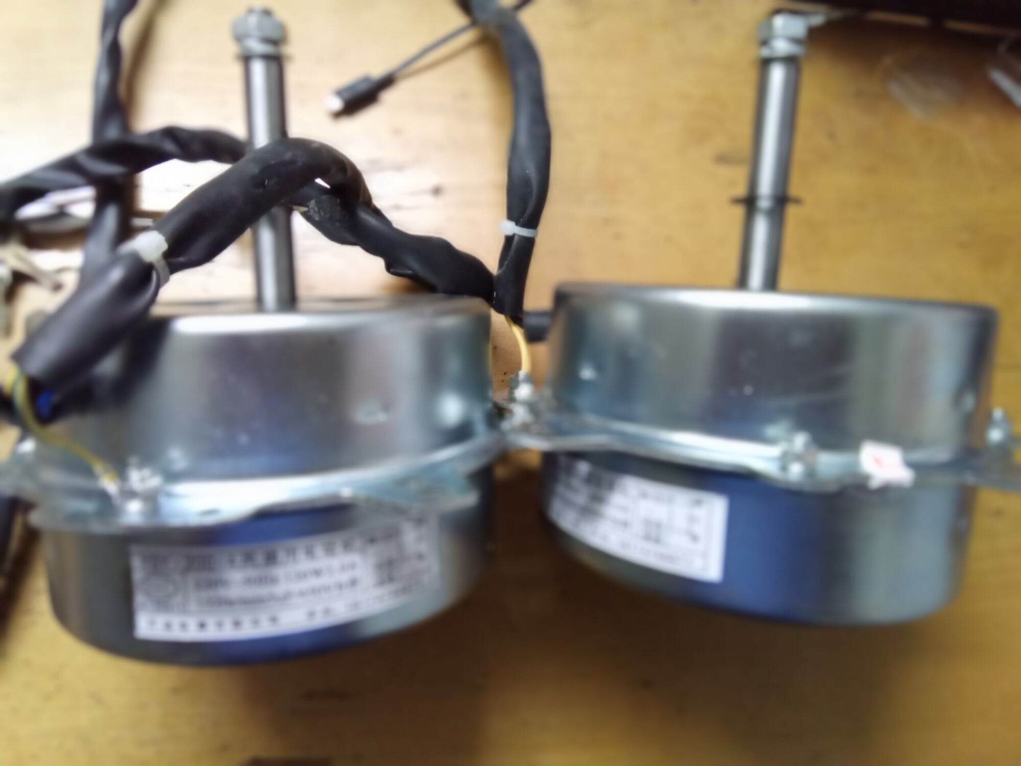 Mo to quat hoi nuoc 120w, quay thuận