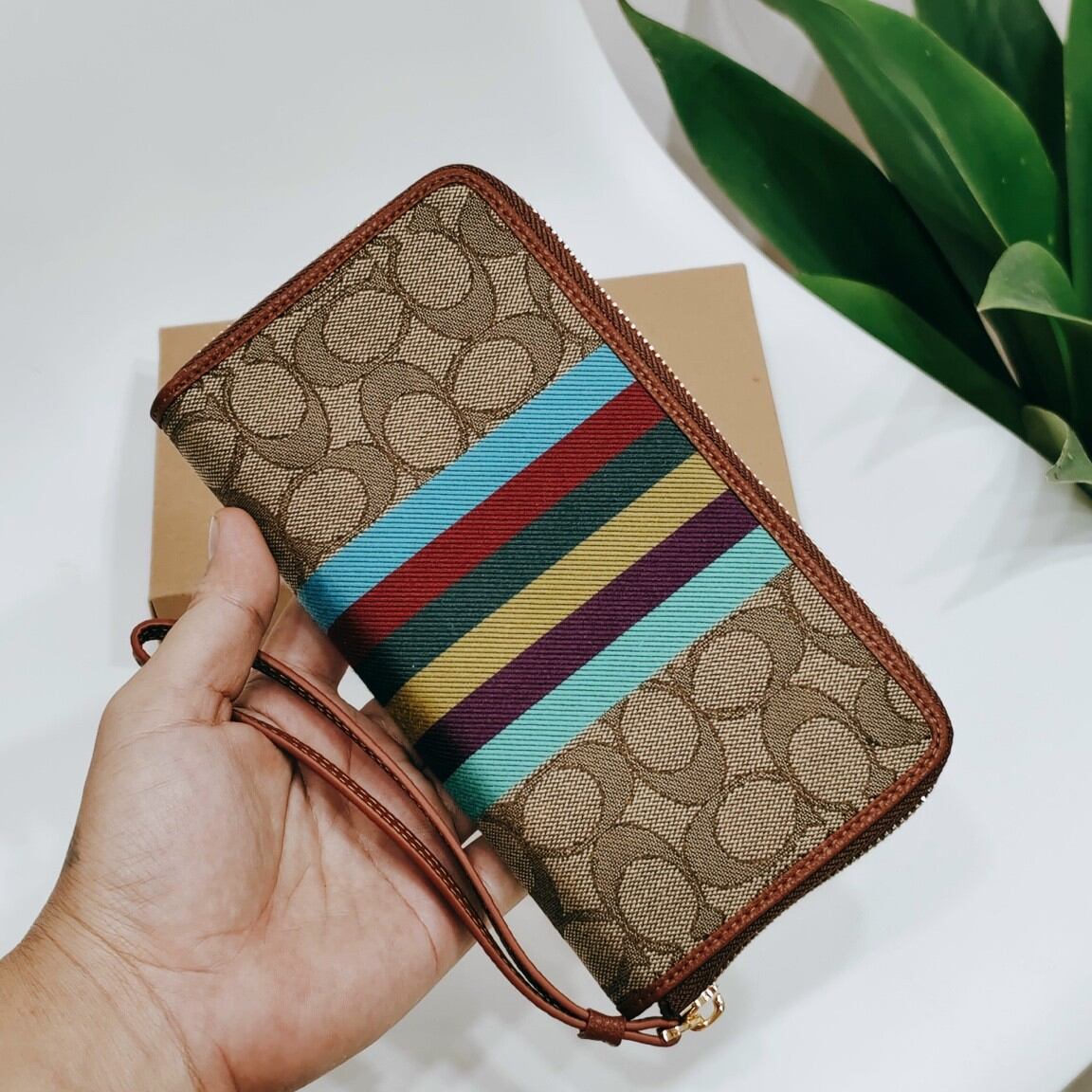 Ví COA*CH DEMPSEY LARGE PHONE WALLET siêu cưng