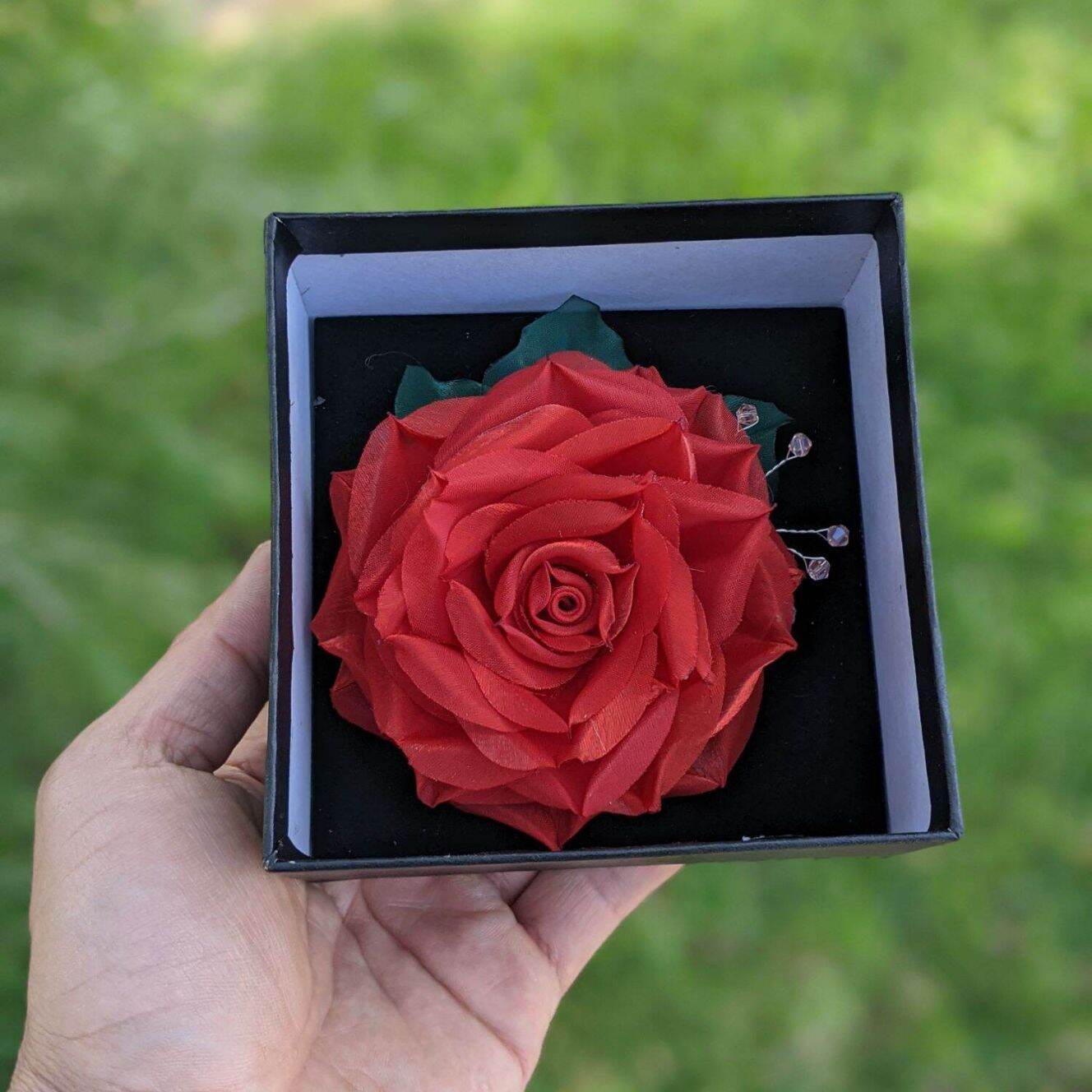 Hoa cài áo váy handmade vải voan cao cấp cho nàng