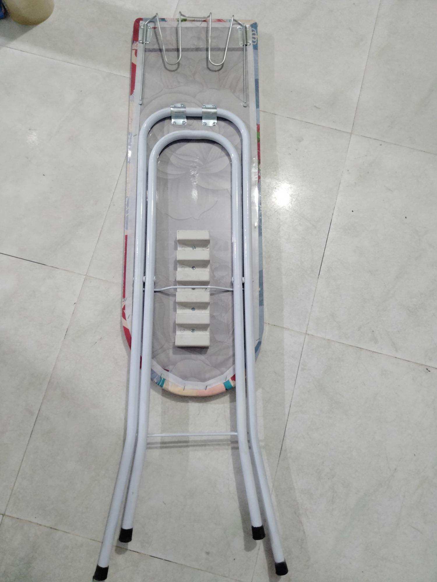 Bàn ủi đồ dạng đứng