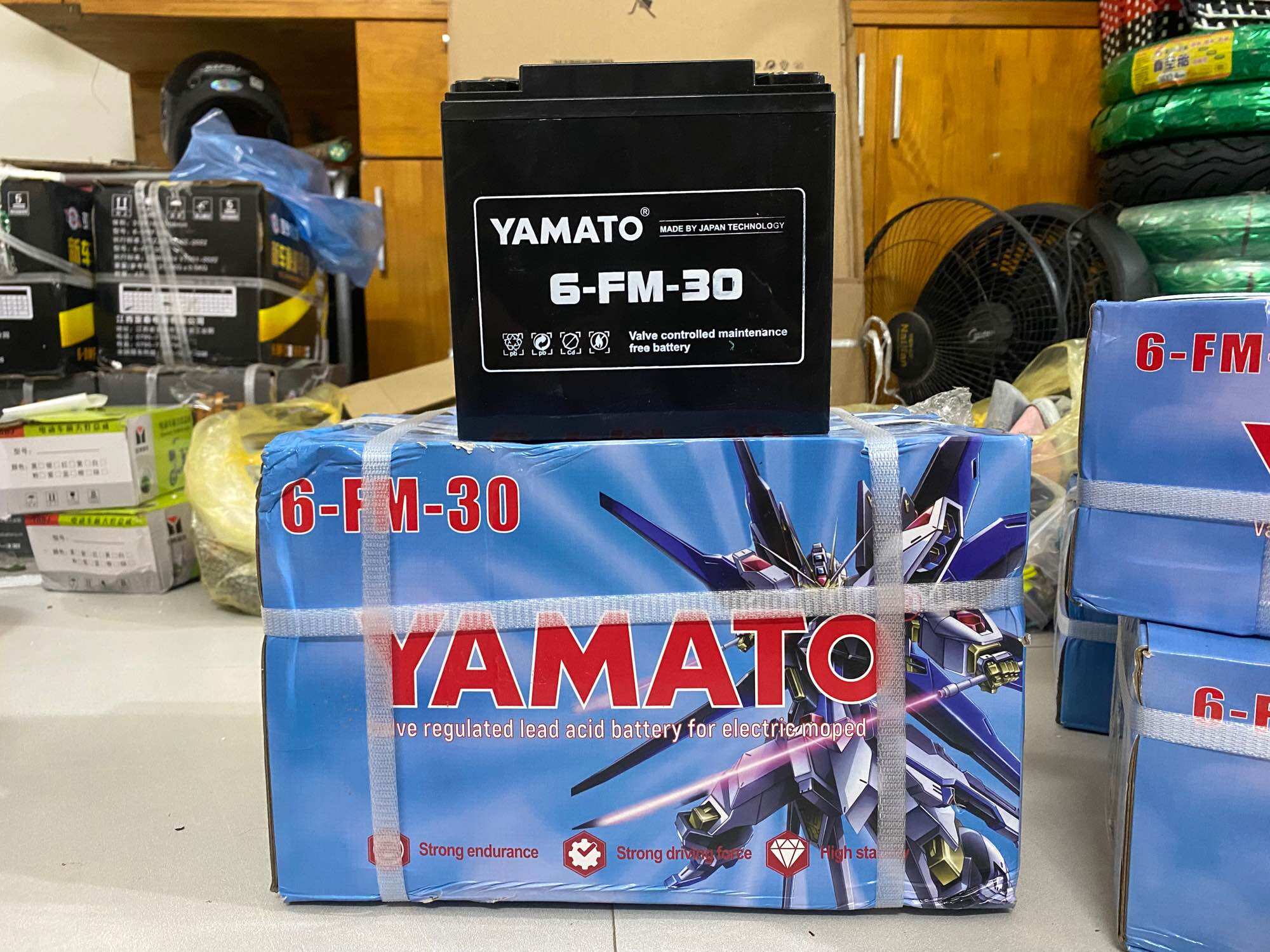 Acquy Yamato 12V30AH bảo hành 12 tháng