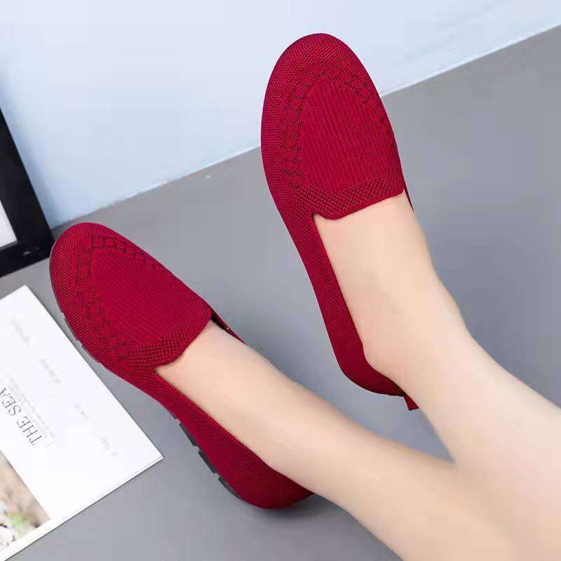 Giày Vải Bắc Kinh Cũ Mẫu Mới 2023 Giày Cho Mẹ Chống Trượt Xỏ Chân Thoáng Khí Miệng Nông Mặt Lưới Dệt Thoi Thoáng Khí Xuân Hè Cho Nữ