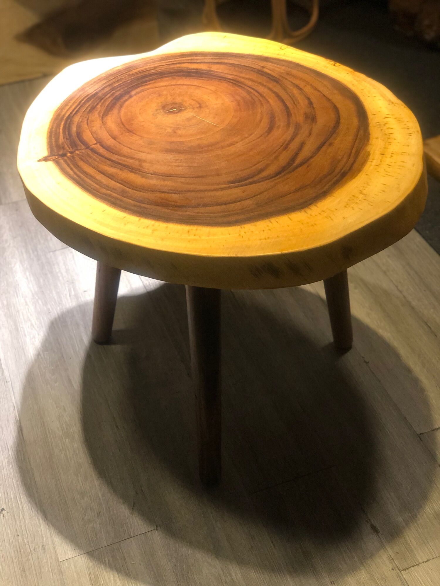 Bàn cafe, bàn trà gỗ me tây dáng tròn ĐK 50-60cm-Vít lục giác dễ lắp ráp