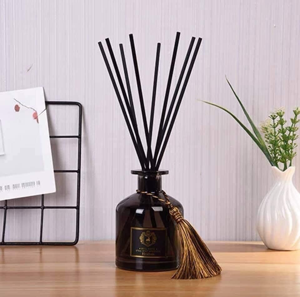 Tinh dầu để phòng . Tinh dầu thơm
