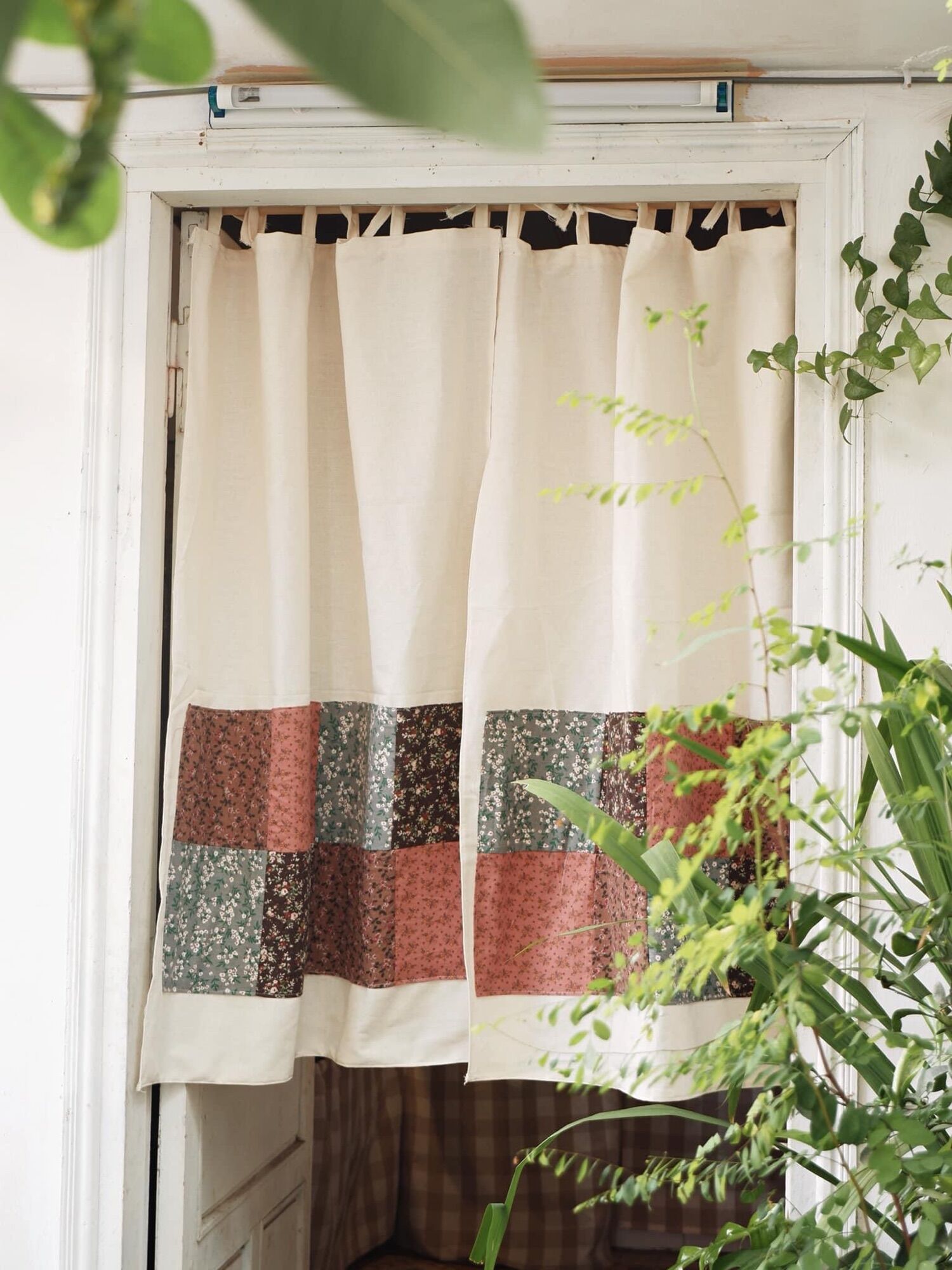 Rèm linen ghép vải.