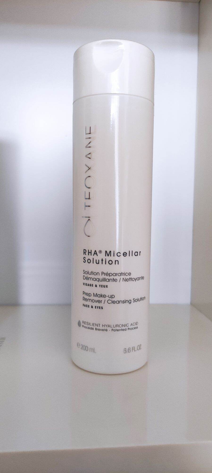 Tẩy trang làm dịu 3 trong 1 Teoxane RHA Micellar Solution 200ml -Zizi Cosmetic
