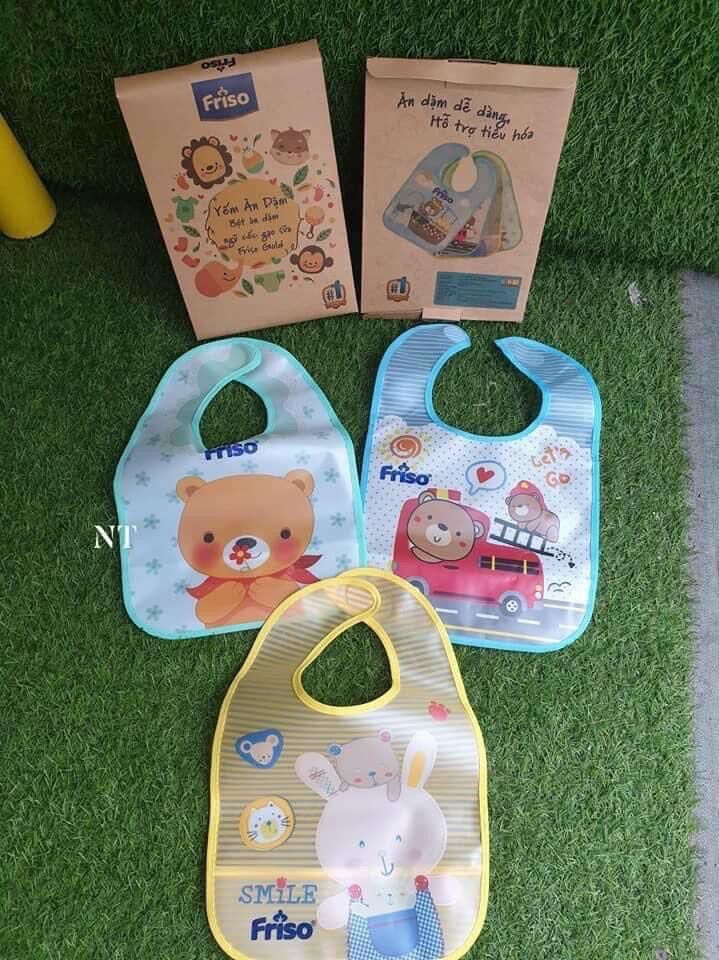 —- Yếm ăn dặm cho bé- hkm friso