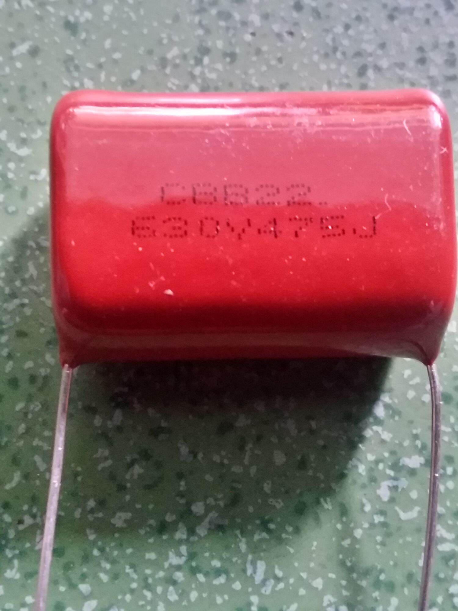 1 CHIẾC TỤ MÁY HÀN 630V