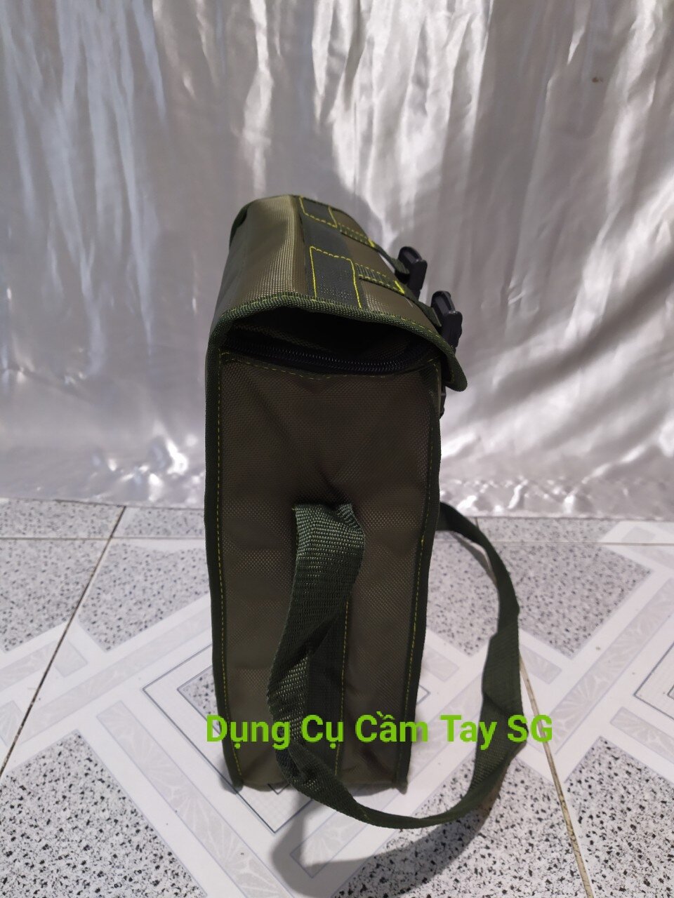 Túi đựng đồ nghề đeo chéo dành cho thợ viễn thông Size Lớn (Màu ngẫu nhiên)