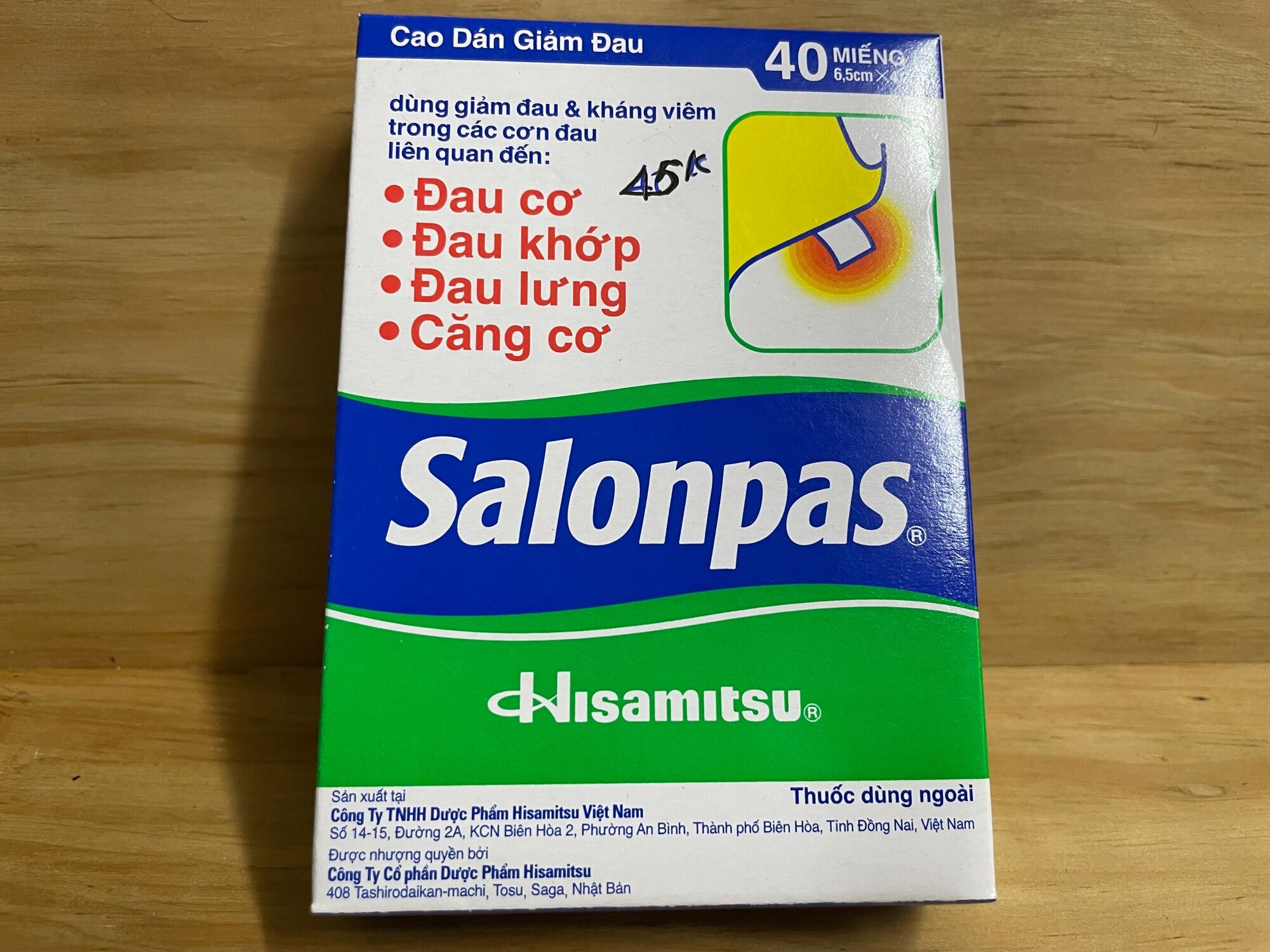 Cao dán giảm đau Salonpas, 40miếng 1hộp