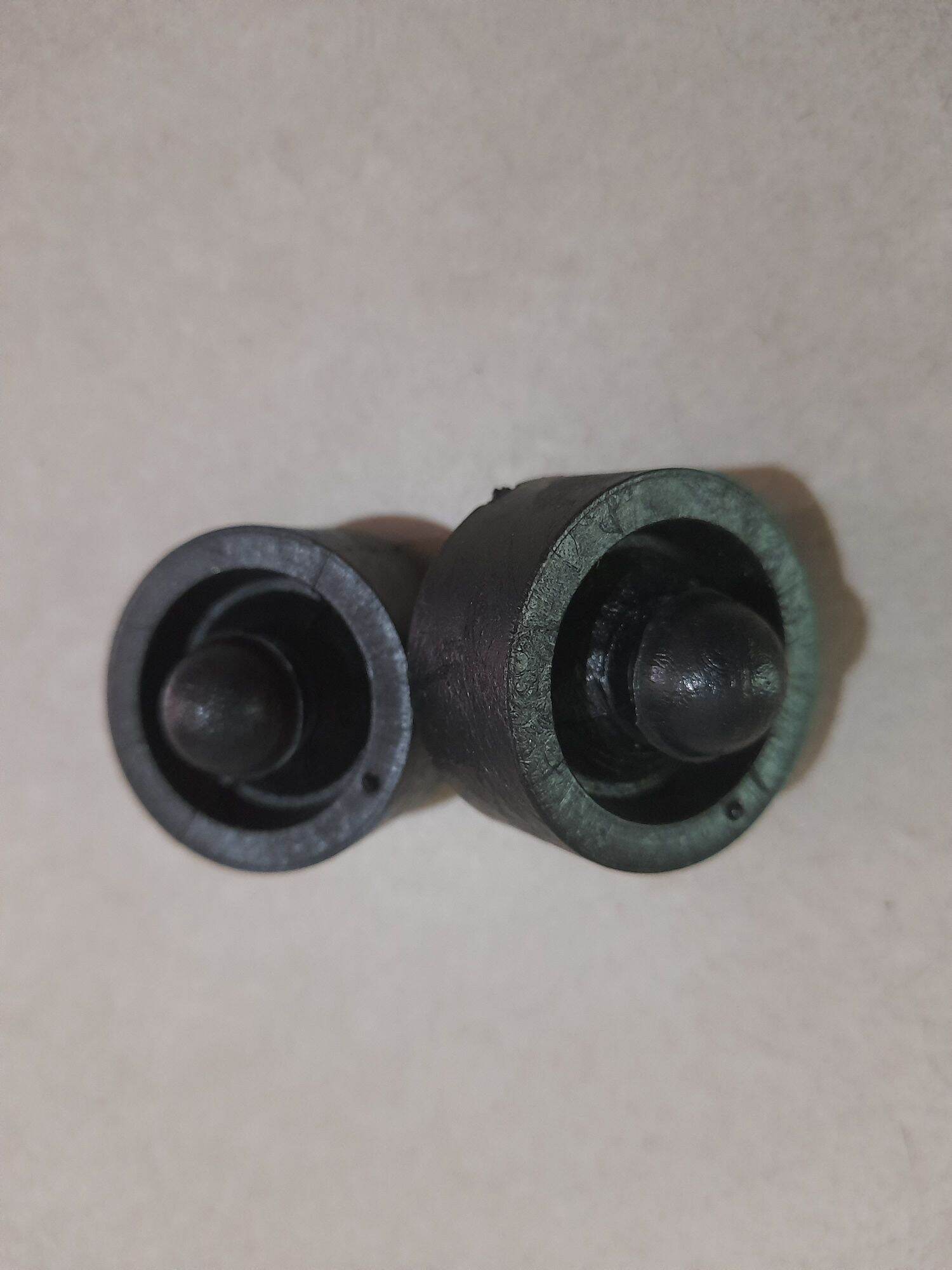 Cao su yên xe Cúp 81 ( 2 cái ).
